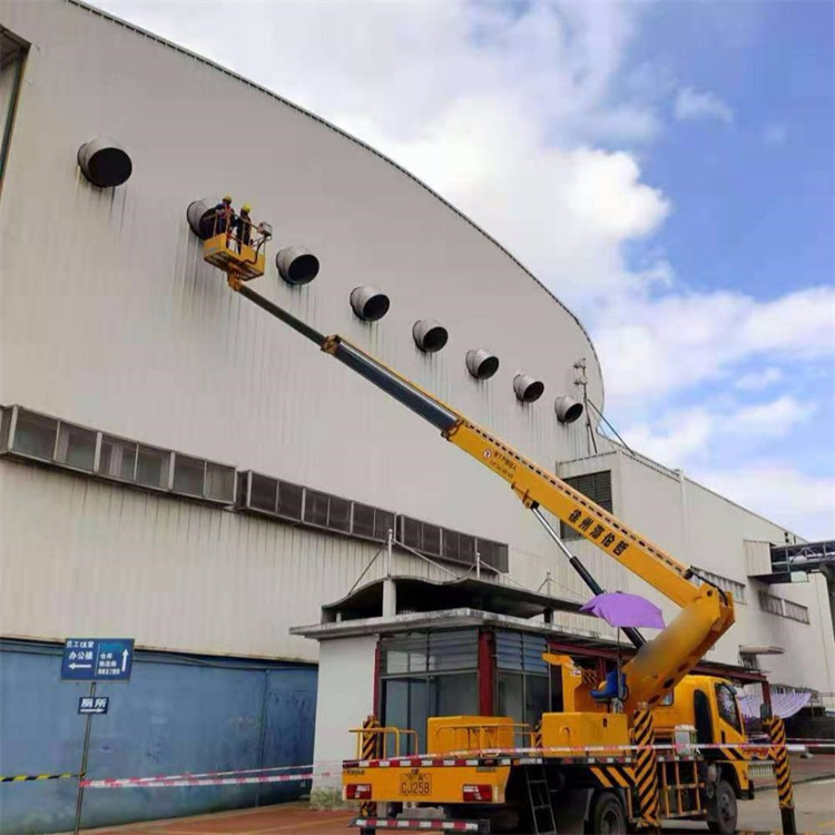 苏仙高空作业车出租服务：专业广告牌安装解决方案