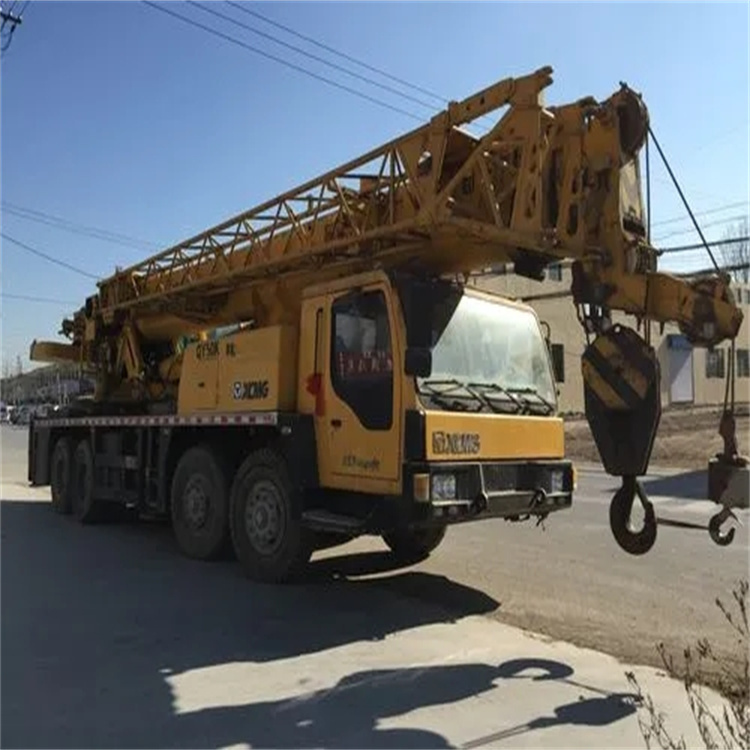 苏仙哪里有专业吊车出租